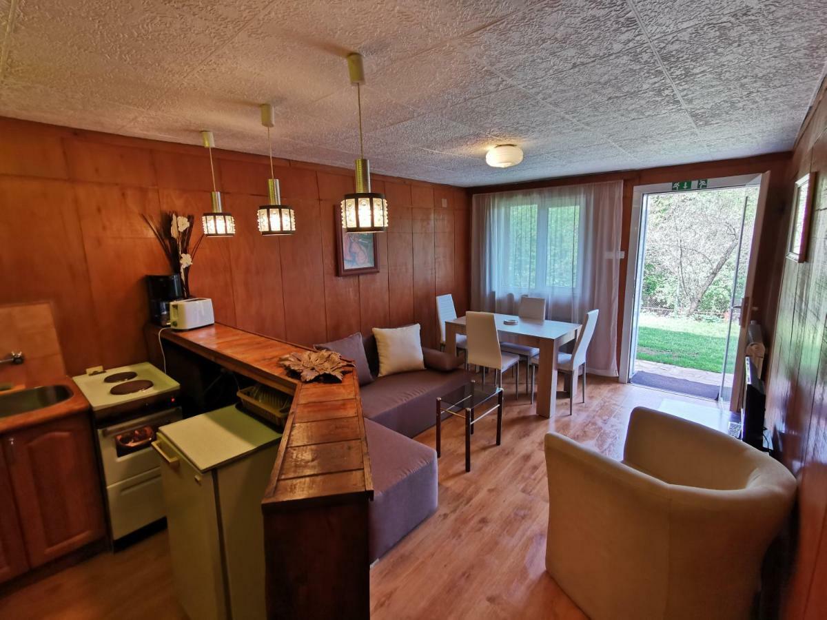 Villa Aqua Pravets Luaran gambar